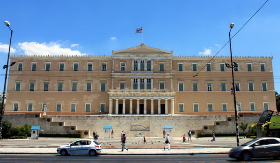 Atina'da yeni hükümete çağrı: Sorunlarımızı çözün