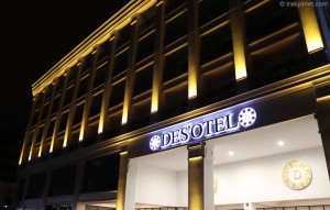 Des Otel