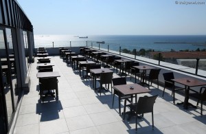 Des Otel