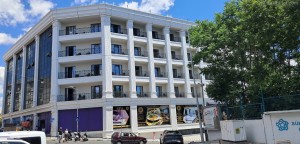 Des Otel