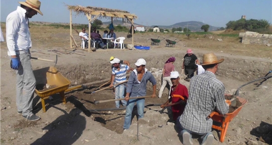 Enez'deki arkeolojik kazılar yarım asra yaklaştı