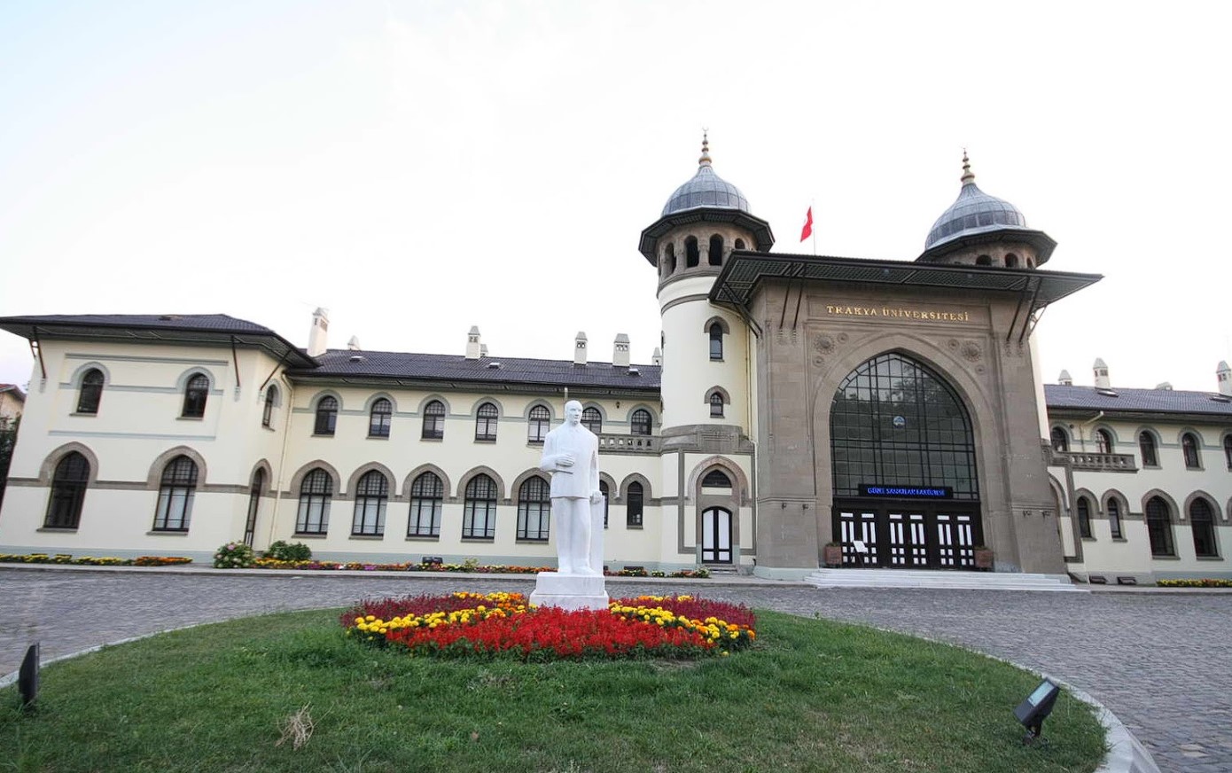 Trakya Üniversitesi